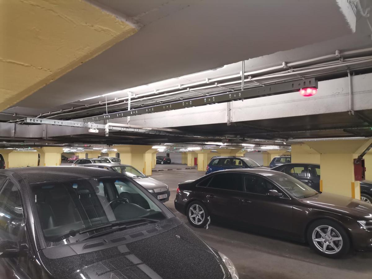 Calla 1 - Modern & Cozy Main Square Apartment In The City Shopping Center - Parking Slot With Parking Security Скопье Экстерьер фото