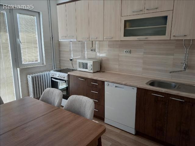 Calla 1 - Modern & Cozy Main Square Apartment In The City Shopping Center - Parking Slot With Parking Security Скопье Экстерьер фото